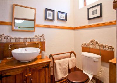 Oakdene Guest House bathroom with towel rack